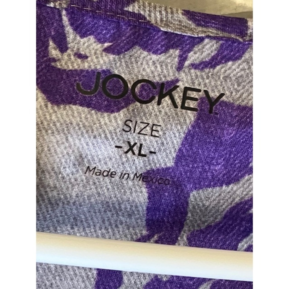 Women's Scrub top size XL, Gray with Purple Flower, Women's Scrubs JOCKEY - Picture 2 of 3